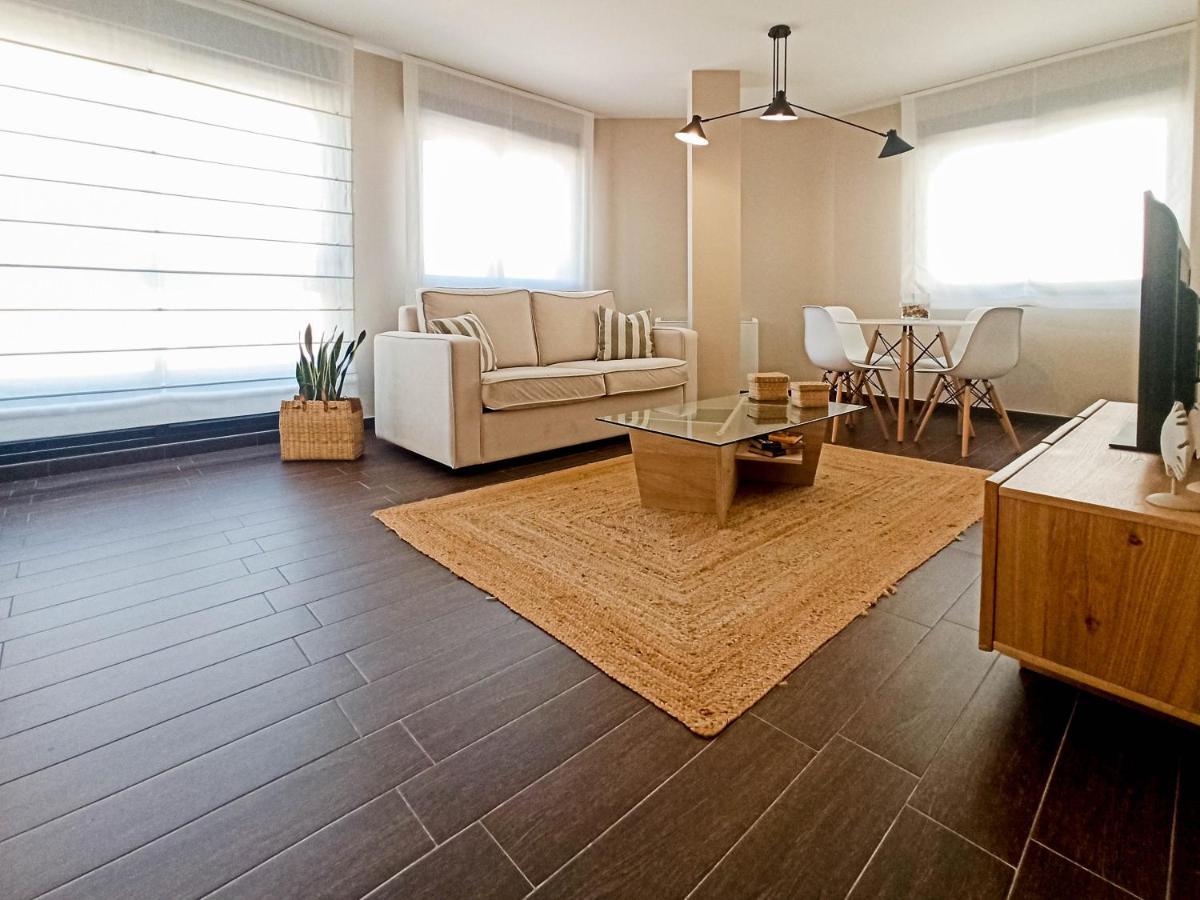 Charm Apartment กัมบาโดส ภายนอก รูปภาพ